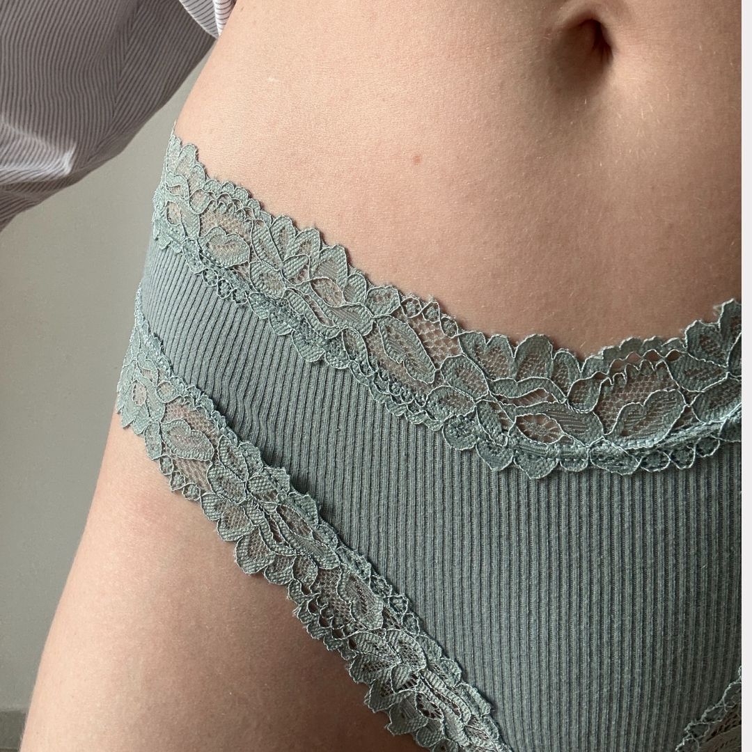 Tanga CottonLace [Antibacteriana] – Lleva 8, Paga 4